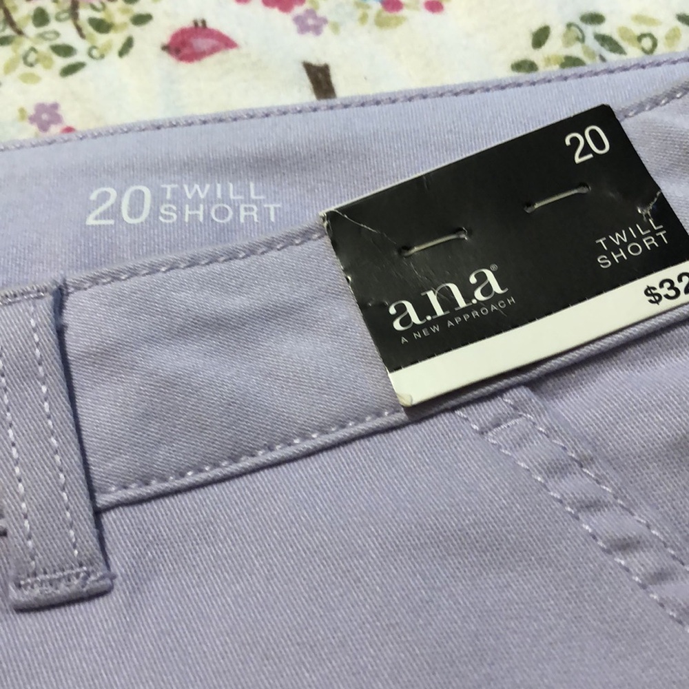 NWT a.n.a TWILL SHORT. Size 20 - Picture 3 of 3